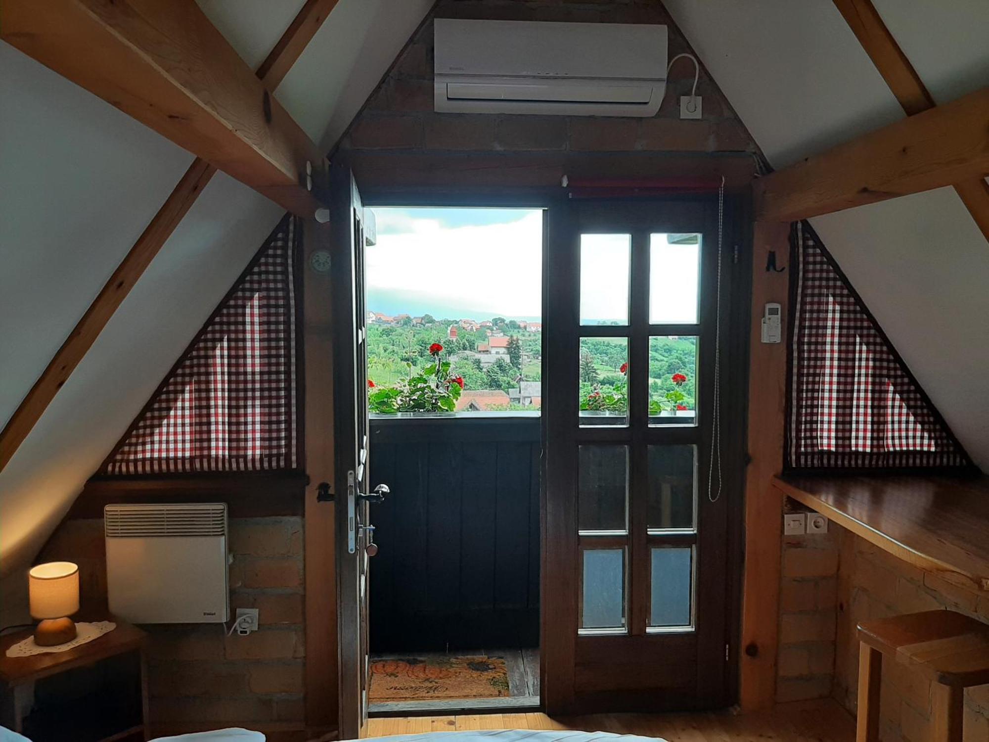 Apartmani Etno Kuca Pod Okicem Самобор Экстерьер фото